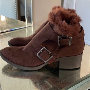 Kenneth Cole Reaction Booties